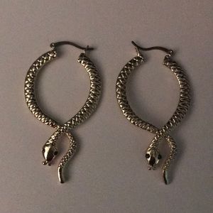 Dangling snake earrings